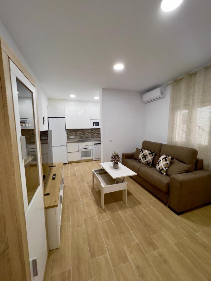 Rockside Residences Suites La Linea La Linea de la Concepcion Exterior foto